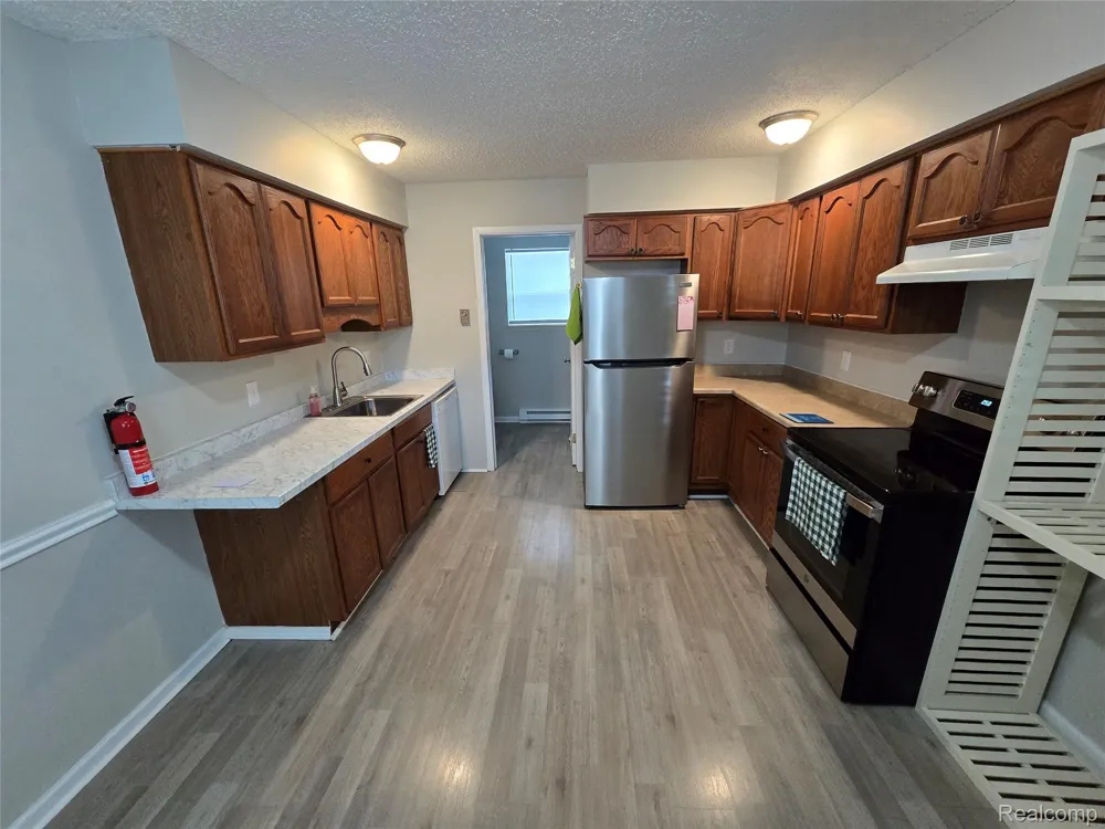 27780 Reo Road Grosse Ile Township, MI 48138