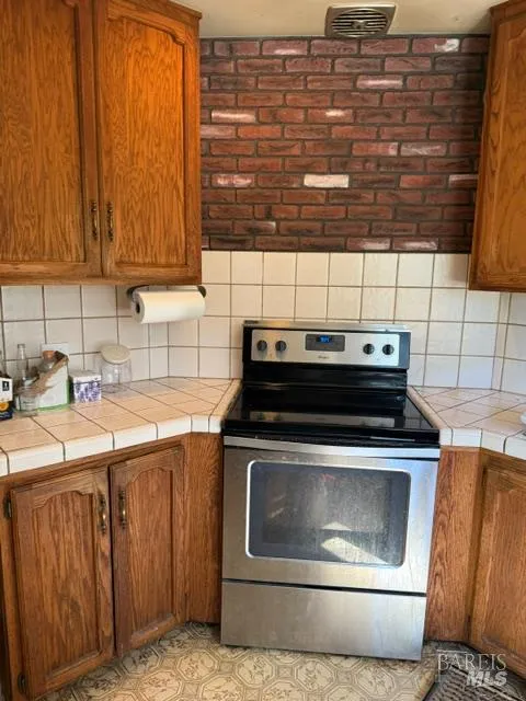 15450 Morningside Drive Guerneville, CA 95446