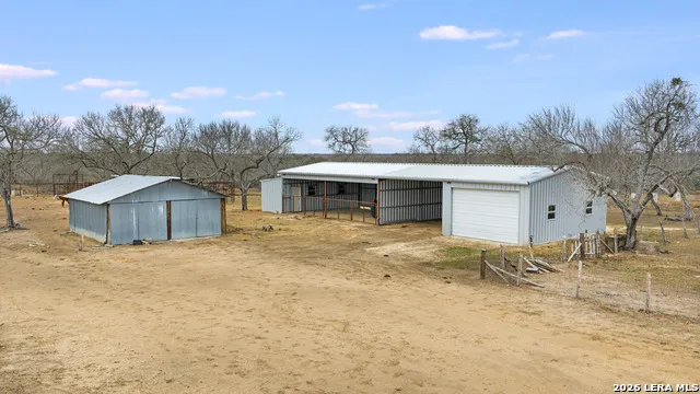 228 County Road 454 Stockdale, TX 78160