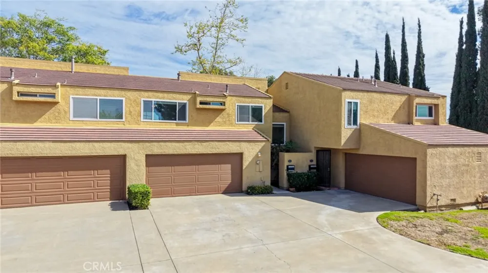 4842 Carmonita Yorba Linda, CA 92886