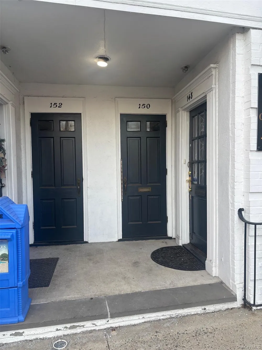 150 Plandome #2 Manhasset, NY 11030