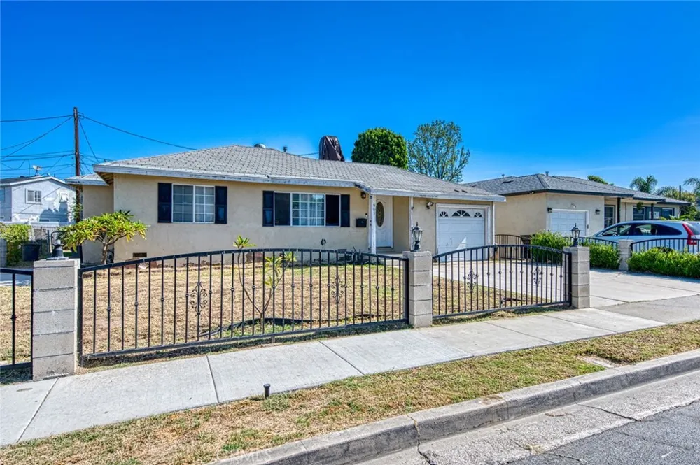 903 Willow Drive Brea, CA 92821