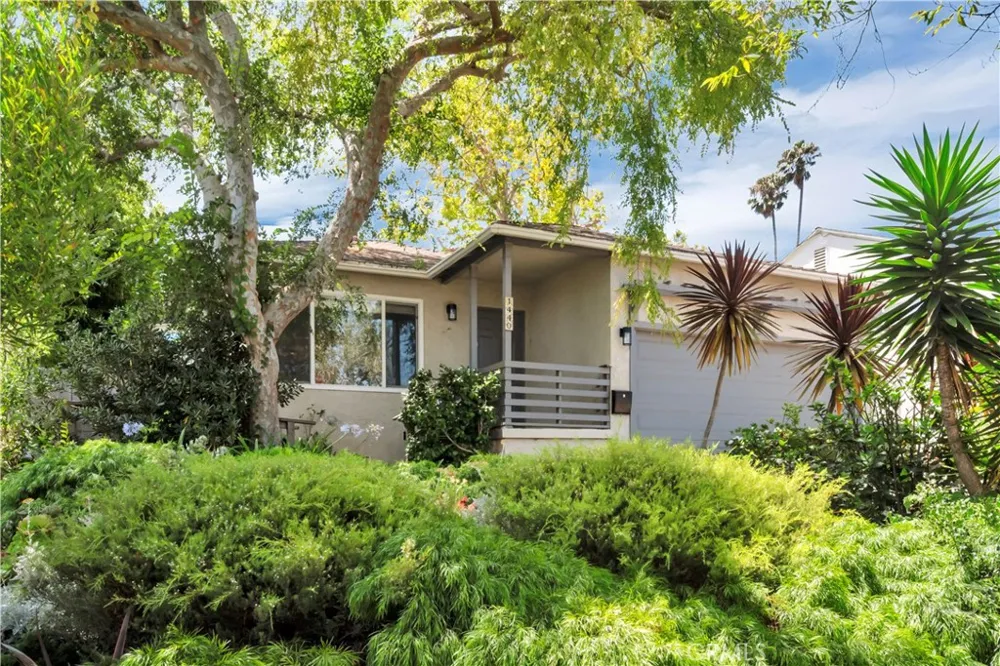 1440 19th Manhattan Beach, CA 90266