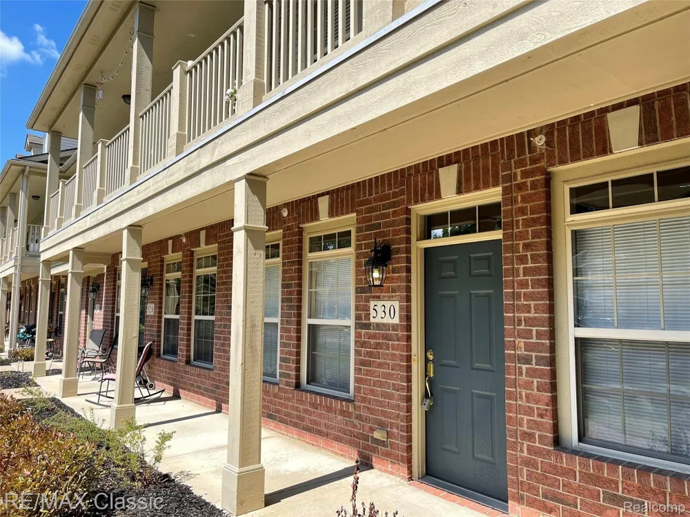 530 RED OAK COURT Walled Lake City, MI 48390