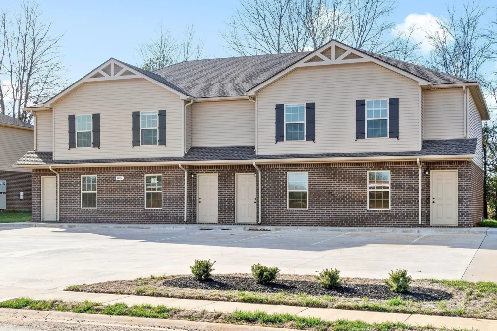 1008 Glenkirk Drive #C Clarksville, TN 37042