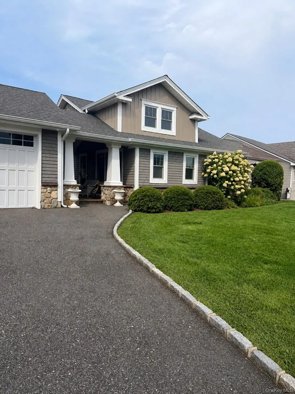 902 Manor Lane Bay Shore, NY 11706