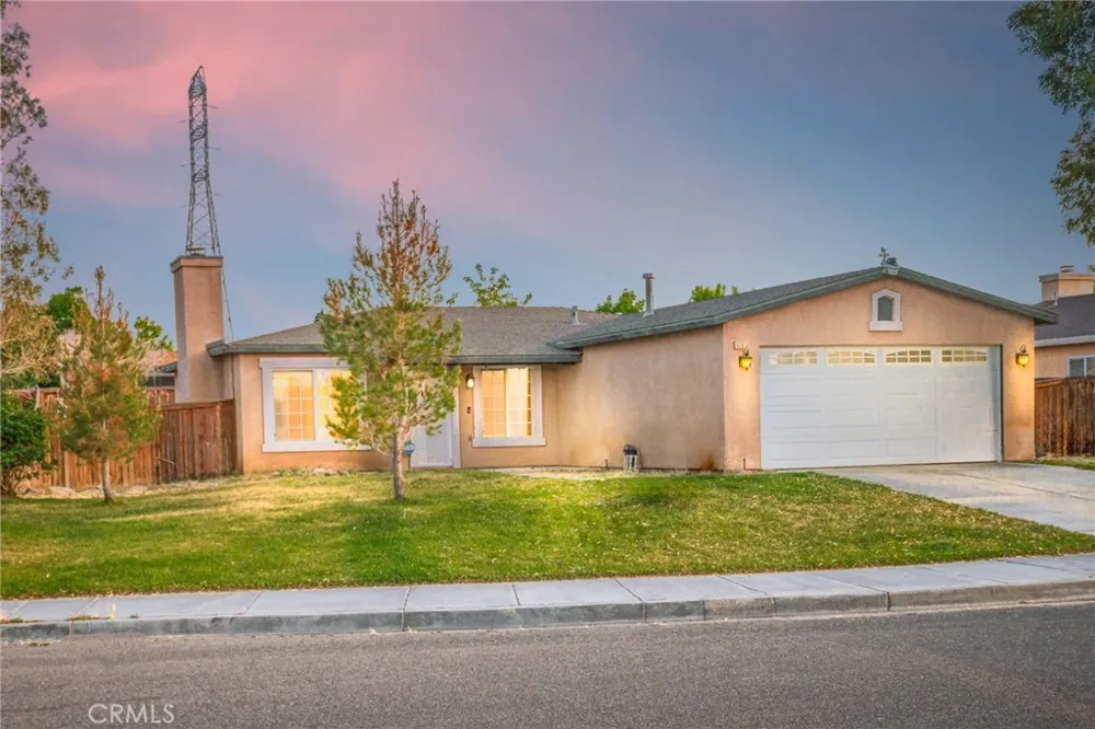 10611 Plainfield Adelanto, CA 92301