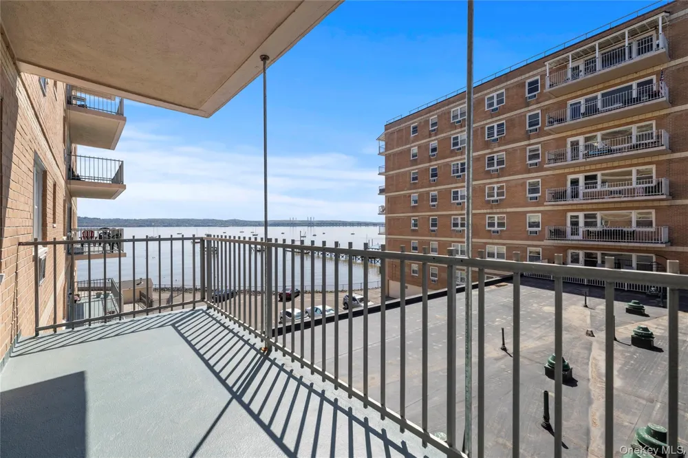 101 Gedney Street #6N Nyack, NY 10960