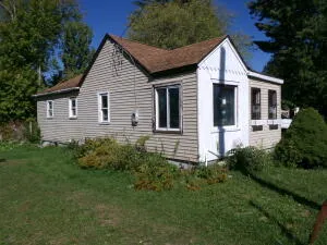 2263 E Maple Avenue Burton City, MI 48529