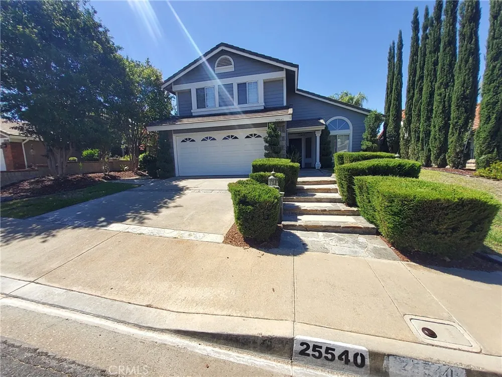25540 Pembrook Saugus, CA 91350