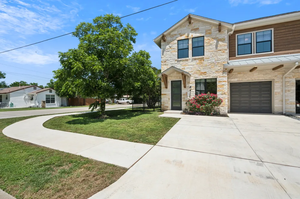1701 S Pine Street #A Georgetown, TX 78626