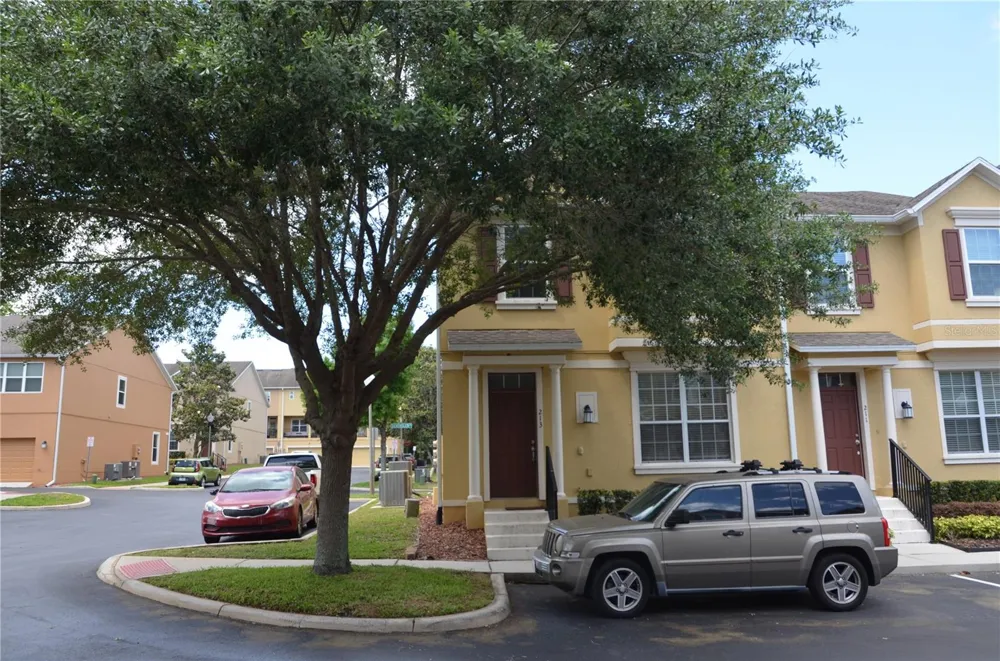 213 SILVERGLEN LANE Altamonte Springs, FL 32714