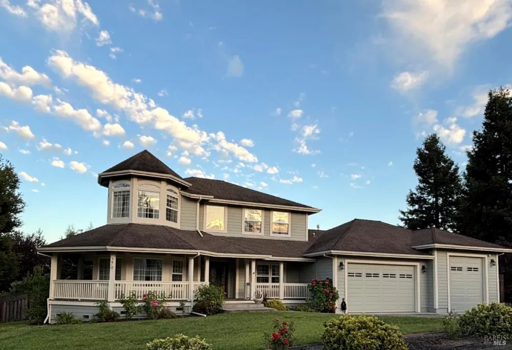 270 Olga Maria Court Penngrove, CA 94951