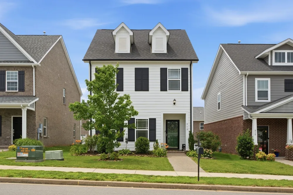 313 Cloverbrook Way Gallatin, TN 37066