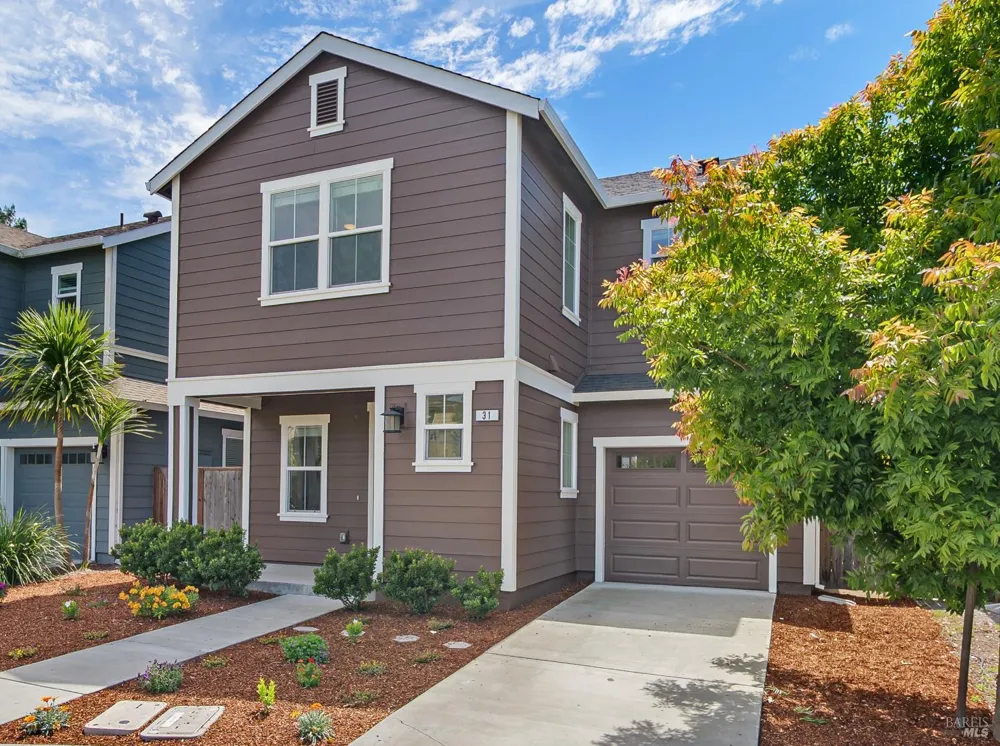 31 Lipton Way Cotati, CA 94931