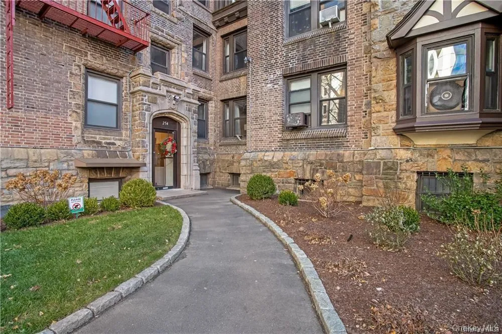 254 Martine Avenue #1C White Plains, NY 10601