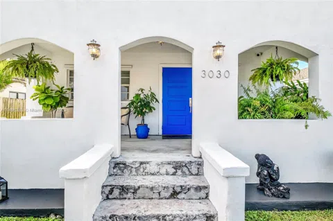 3030 NW 22nd Ct