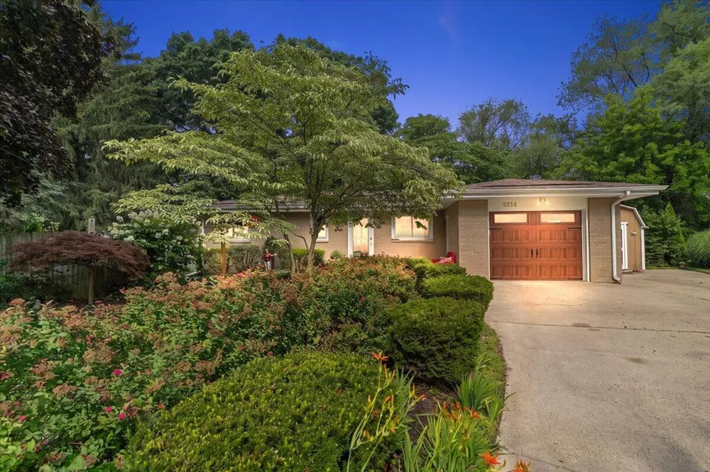 5236 Wilshire Terrace St. Joseph, MI 49085