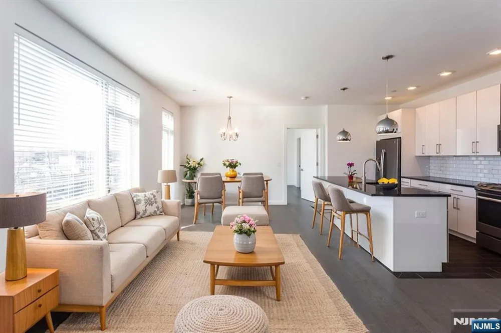 159 Cedar 202 Fort Lee, NJ 07024