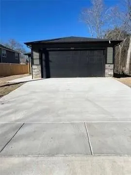 410 S 2nd Street Bonham, TX 75418