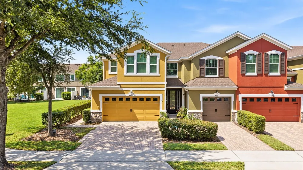 9496 STRONGBARK LANE Orlando, FL 32832