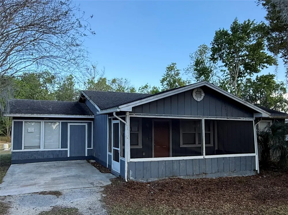1702 DAWN HEIGHTS DRIVE Lakeland, FL 33801