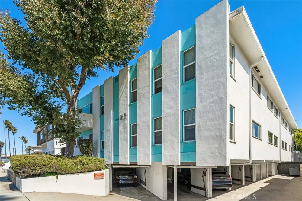 1716 Camino De La Costa Redondo Beach, CA 90277