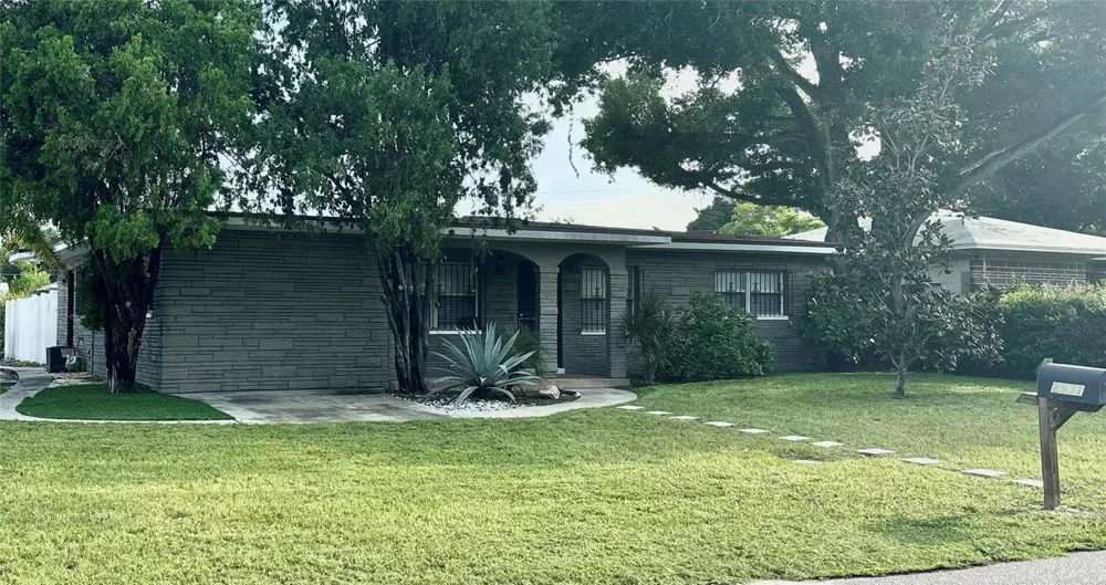 2931 W PALMETTO STREET Tampa, FL 33607