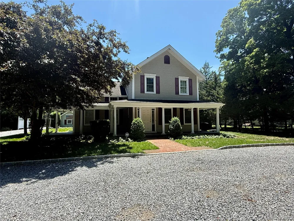 496 North Country Road Saint James, NY 11780