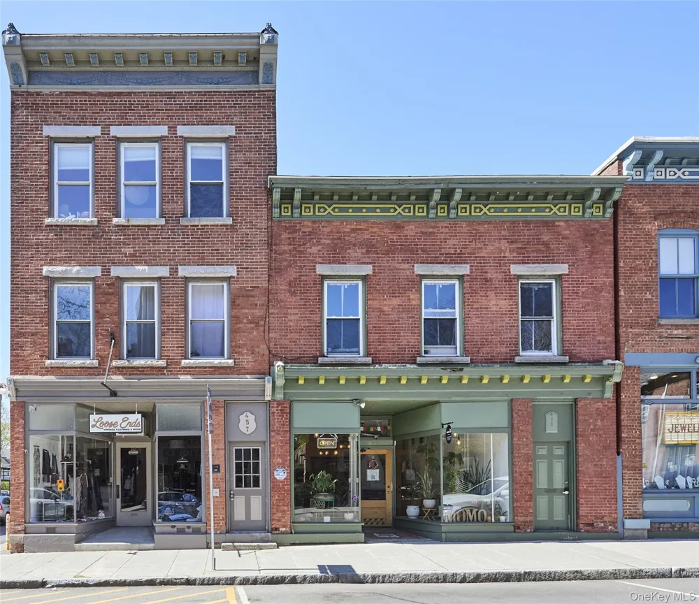 457 Main St #Apt 4 Beacon, NY 12508