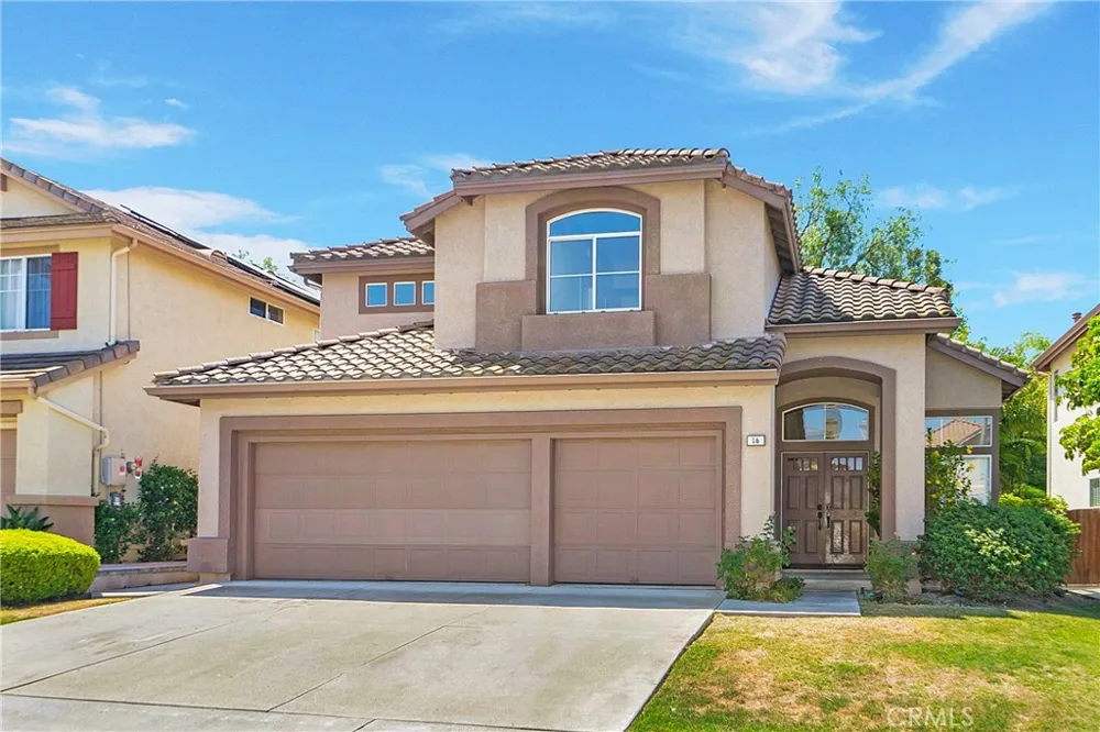 16 Parremo Mission Viejo, CA 92692