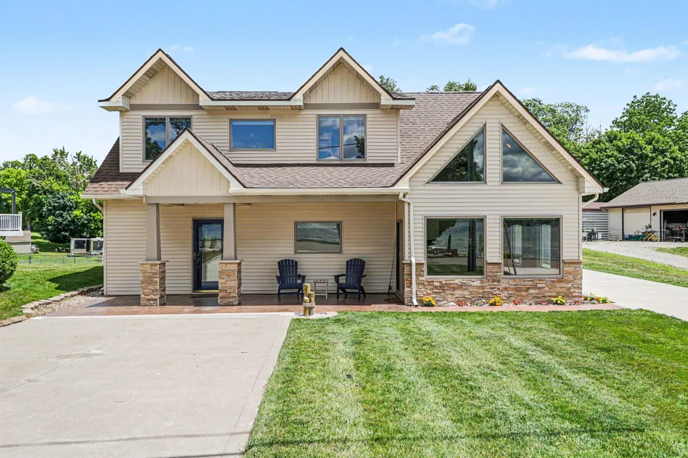 703 Lake Drive Coldwater, MI 49036