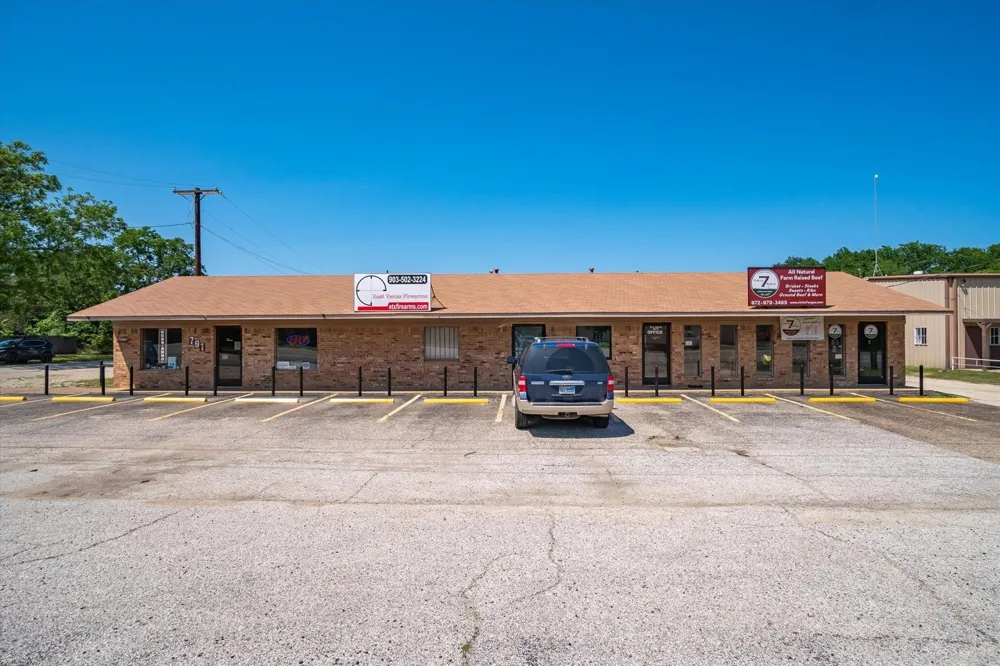 701 Pine #E Edgewood, TX 75117