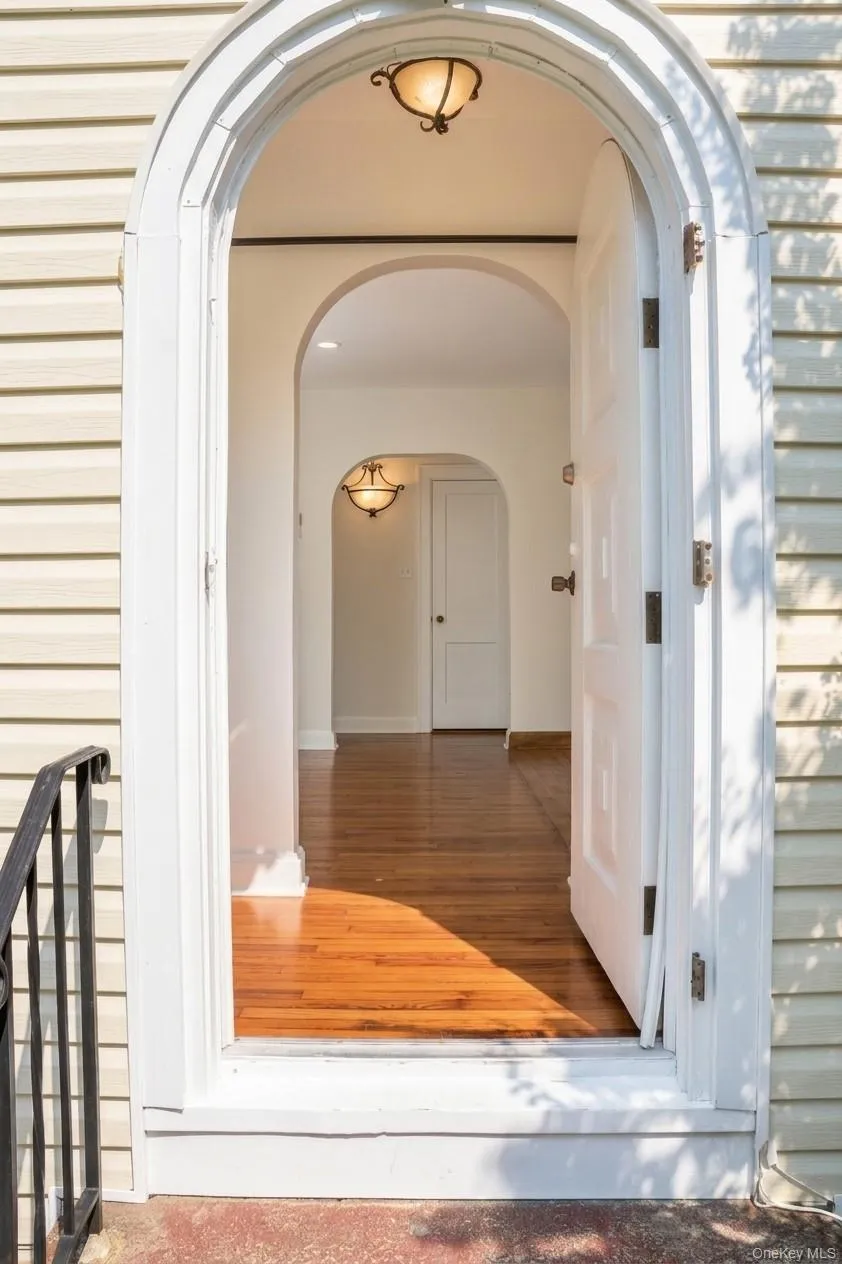 8 Washington Place White Plains, NY 10603