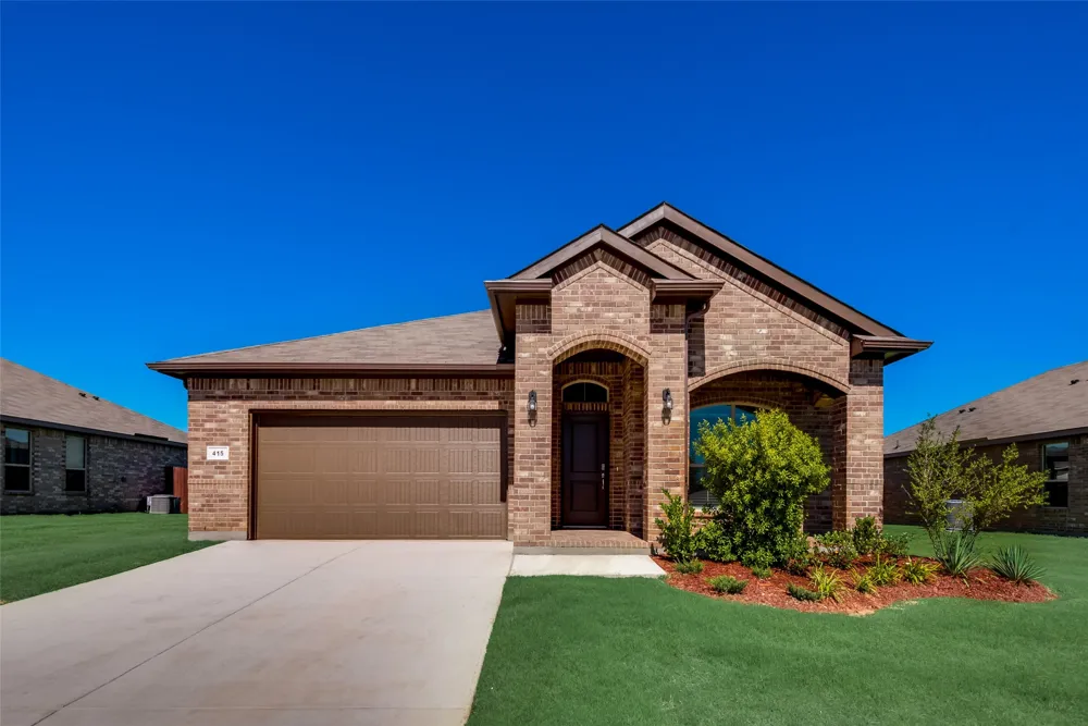 415 Helm Lane Azle, TX 76020