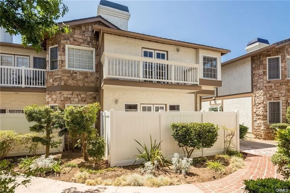 1727 Date Avenue #3 Torrance, CA 90503