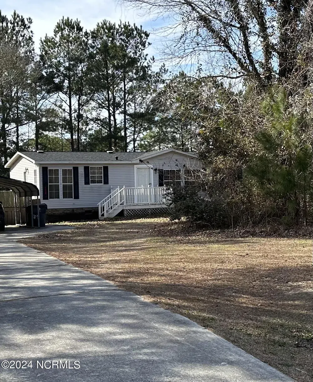 125 Hewett Burton Road SE Leland, NC 28451