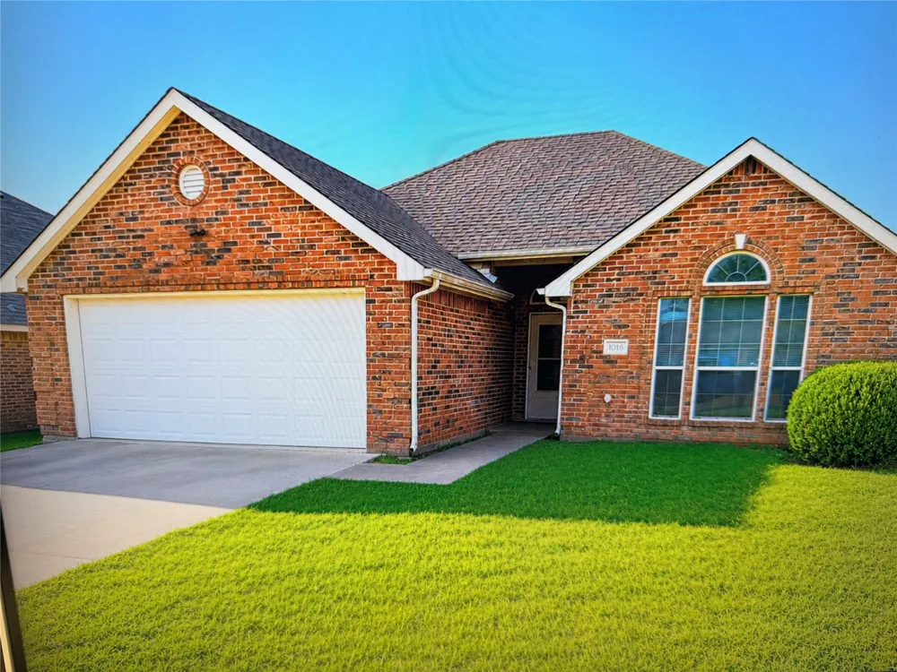 1016 Glenhaven Drive Hutchins, TX 75141