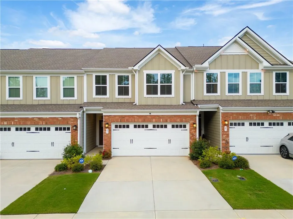 21 Red Lane Hoschton, GA 30548