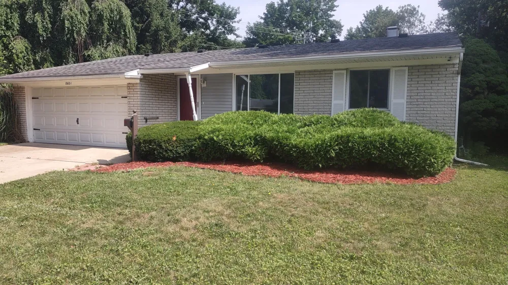 8601 Cedar Court Ypsilanti, MI 48198