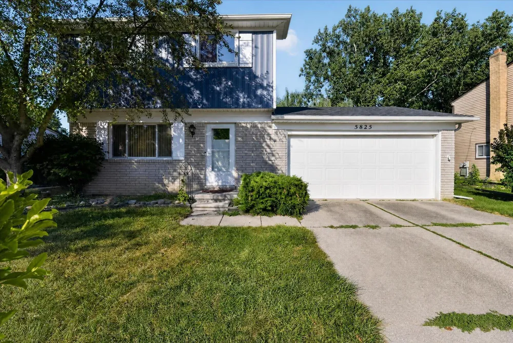 5825 Huntington Avenue Ypsilanti, MI 48197