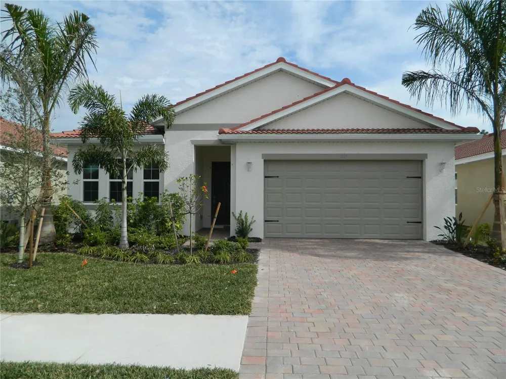 3919 CROSSWATER DRIVE North Fort Myers, FL 33917