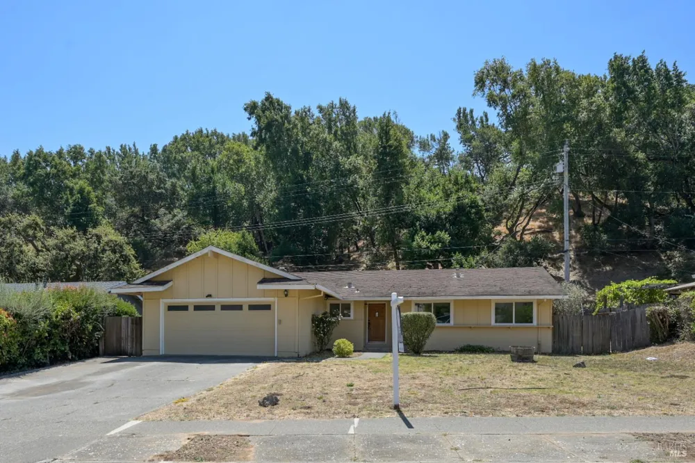 2615 Center Road Novato, CA 94947
