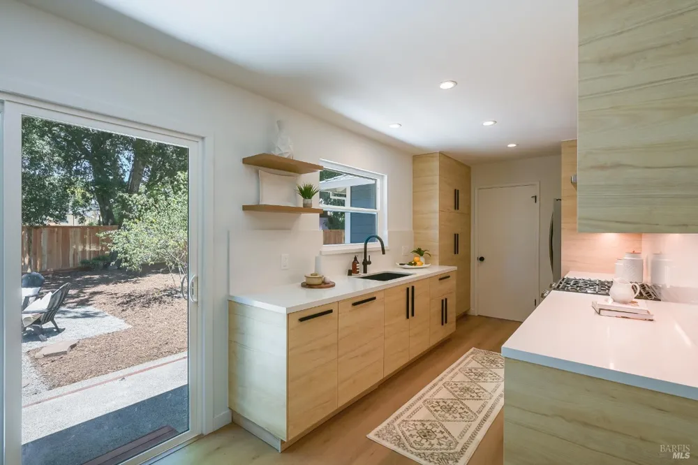 153 Fairview Lane Sonoma, CA 95476