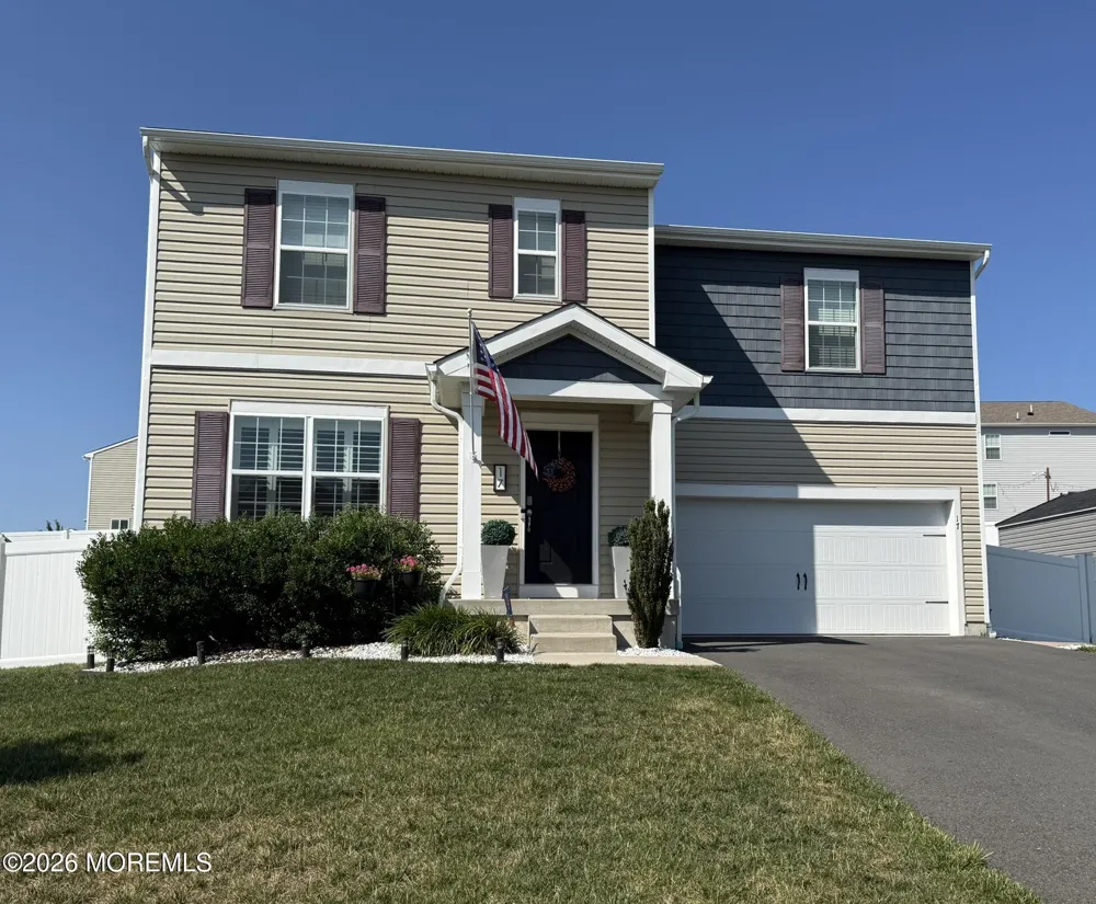 17 Fullrigger Avenue Barnegat, NJ 08005