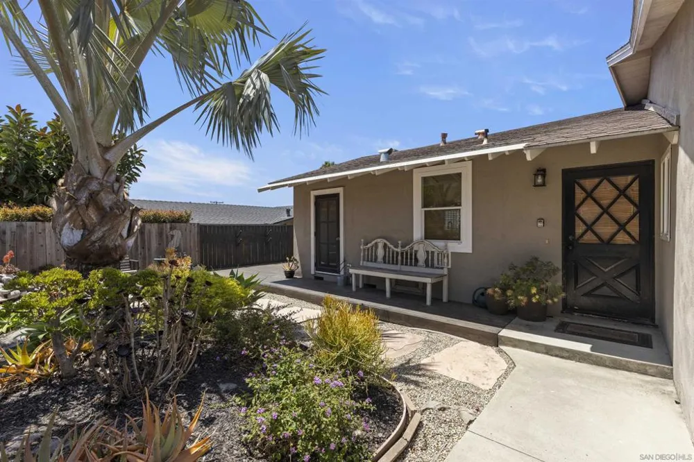 2416 Oxford Avenue Cardiff by the Sea, CA 92007