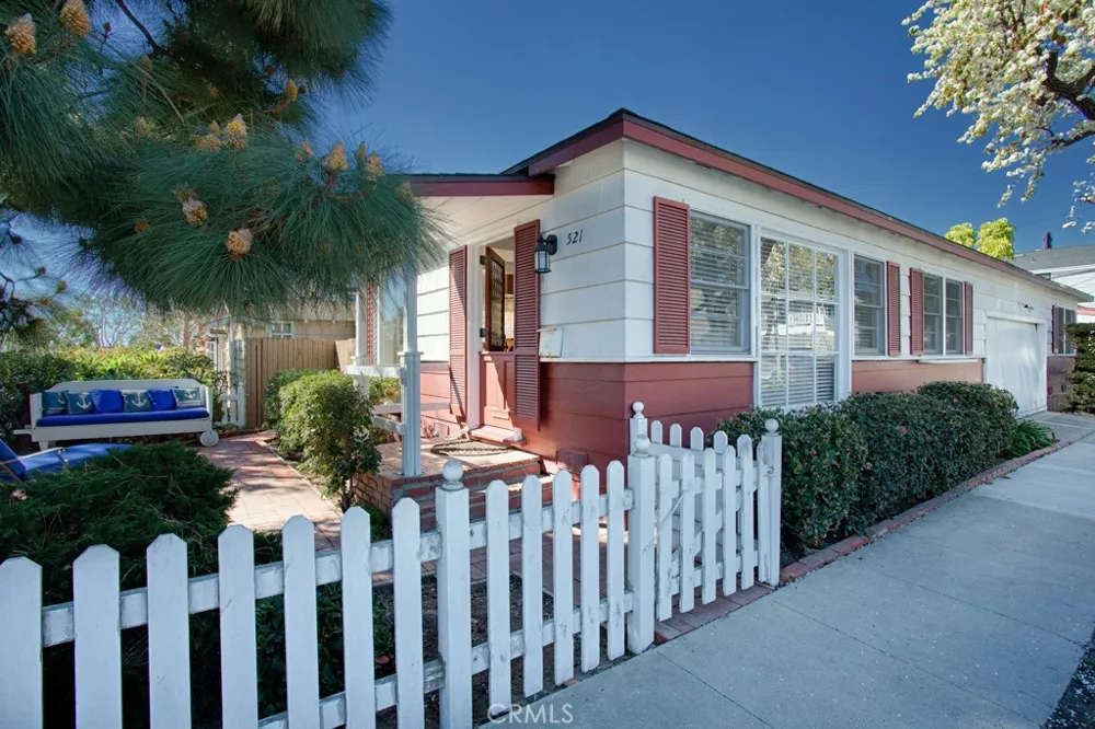 521 Carnation Avenue Corona del Mar, CA 92625