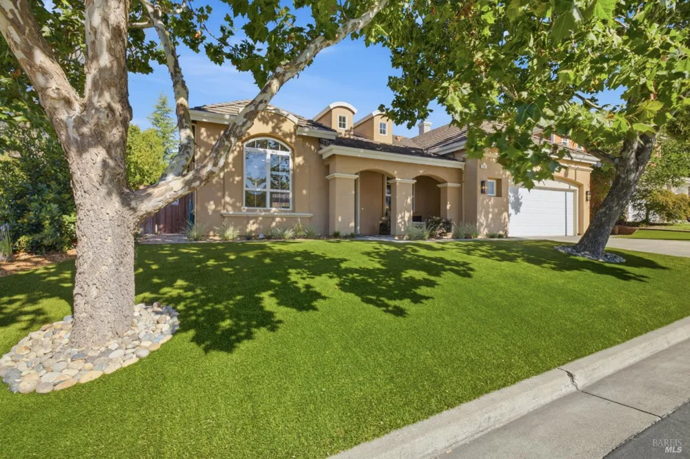 5 Copper Hill Way Novato, CA 94947