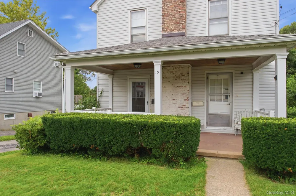19 Sunset Avenue Glen Cove, NY 11542
