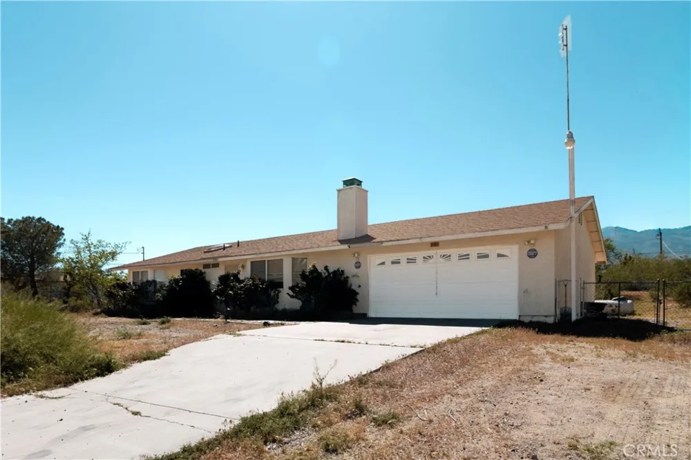 32303 Sapphire Road Lucerne Valley, CA 92356